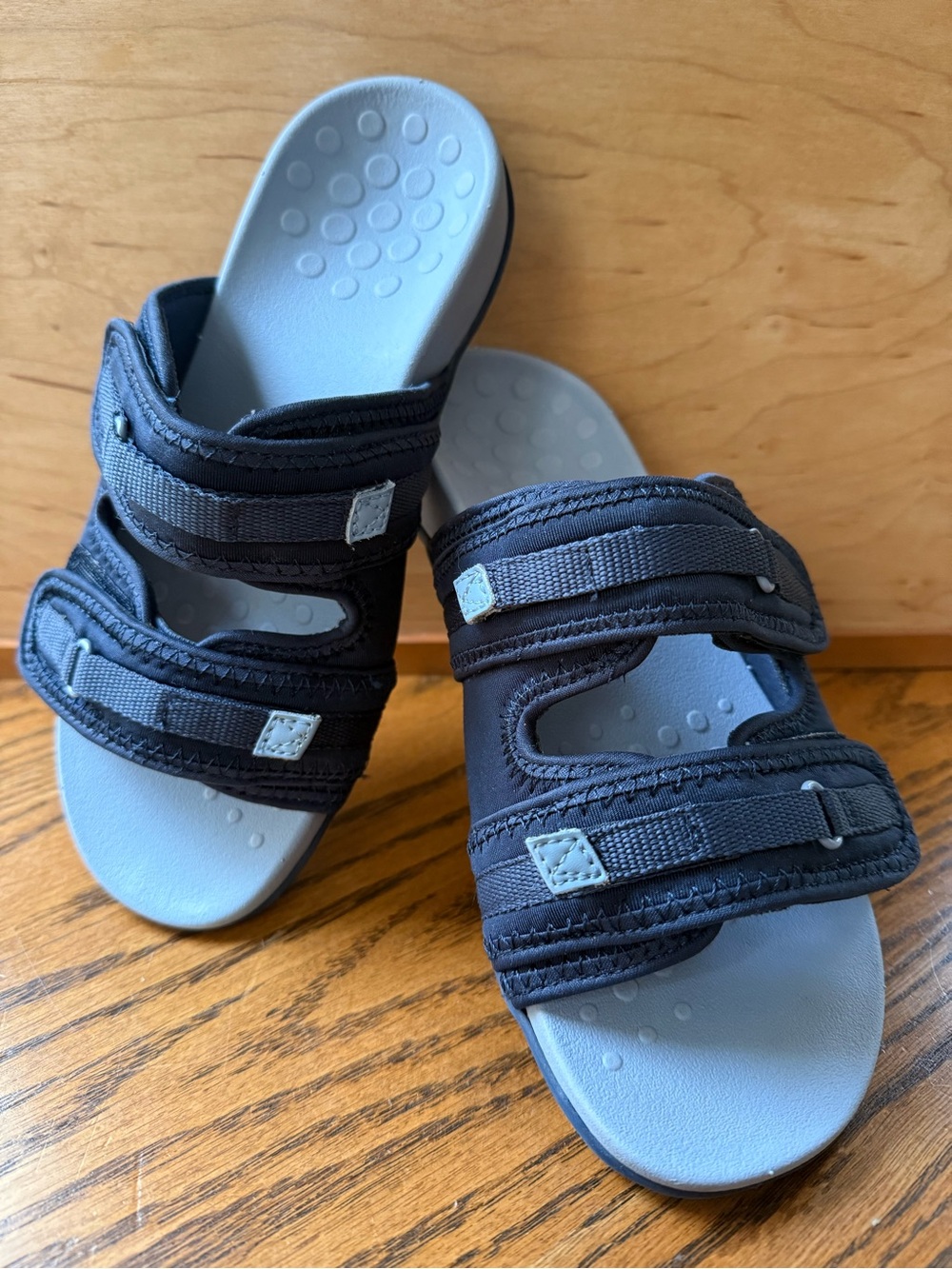 Vionic SARAH Navy Blue Velcro Strap Slide Sandals size 6.5 Excellent preowned